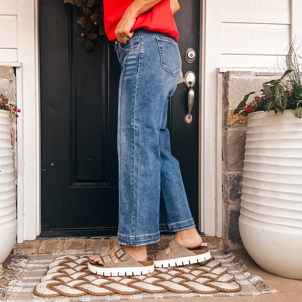 Kaia Risen Front Seam Jeans