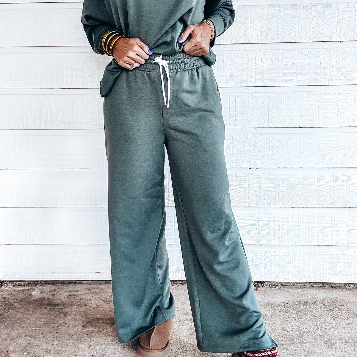 Sterling Scuba Wide Leg Sweatpants - FOREST