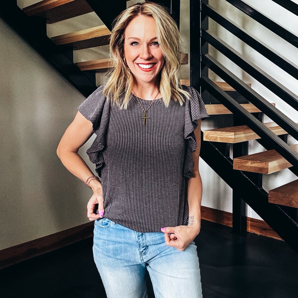 Ruffled Sleeve Ribbed Top - CHARCOAL