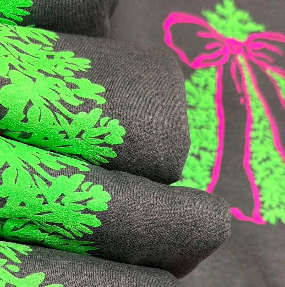 Big Bow Tree Sweatshirt