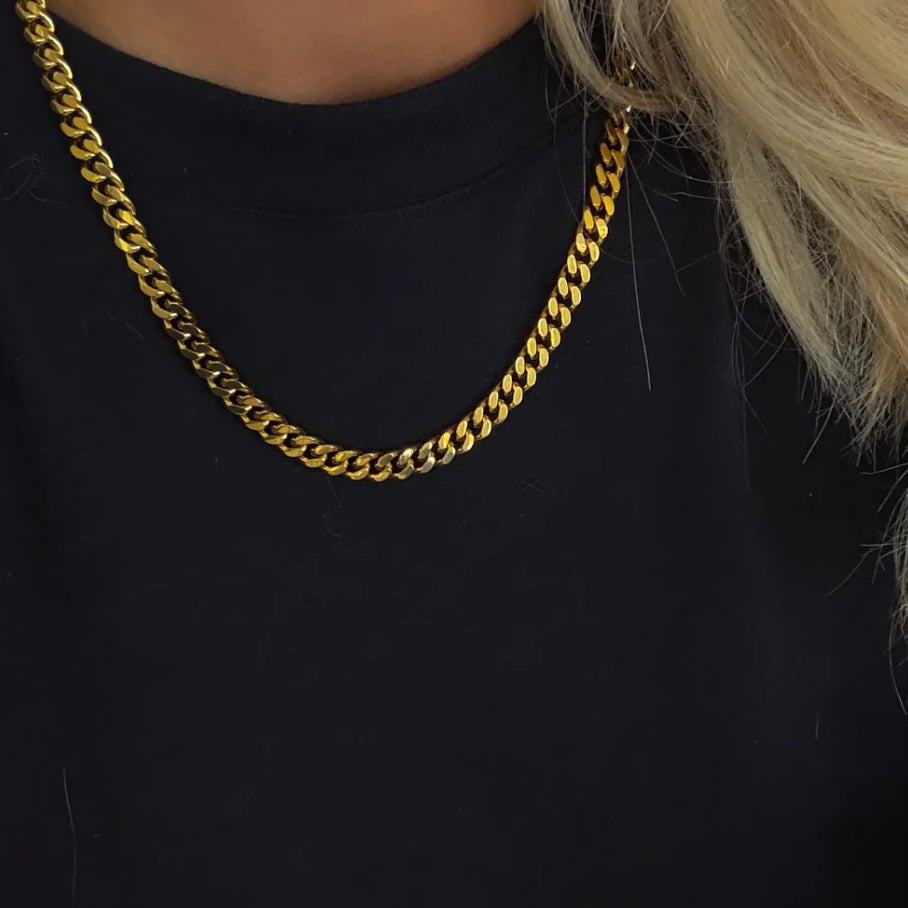 Thin Chain Gold Necklace