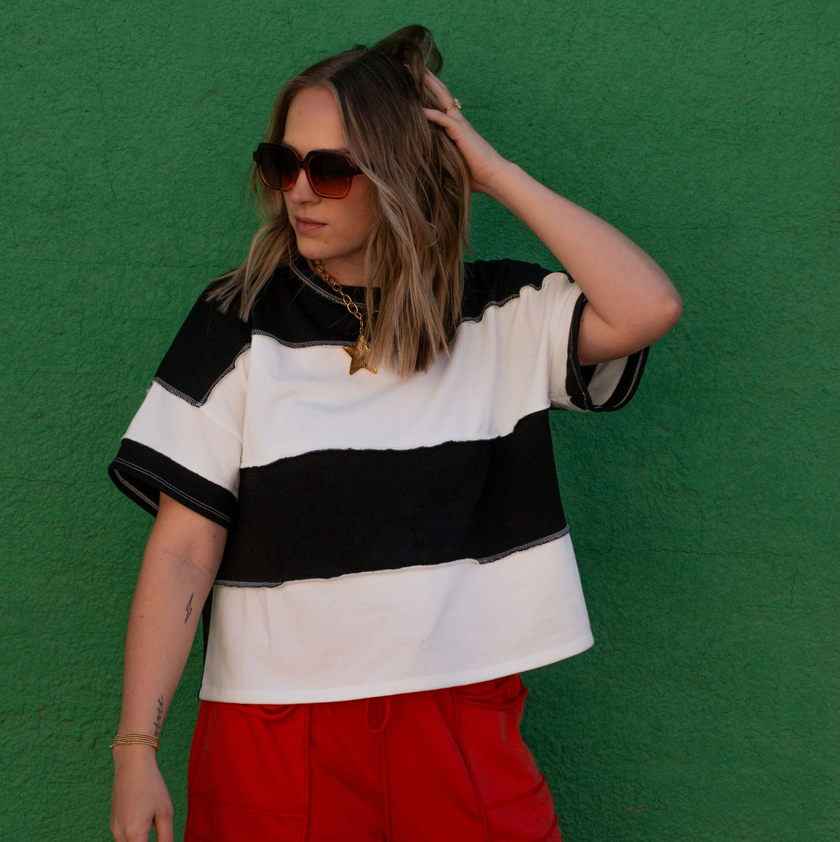 Simple Solids Top - BLACK