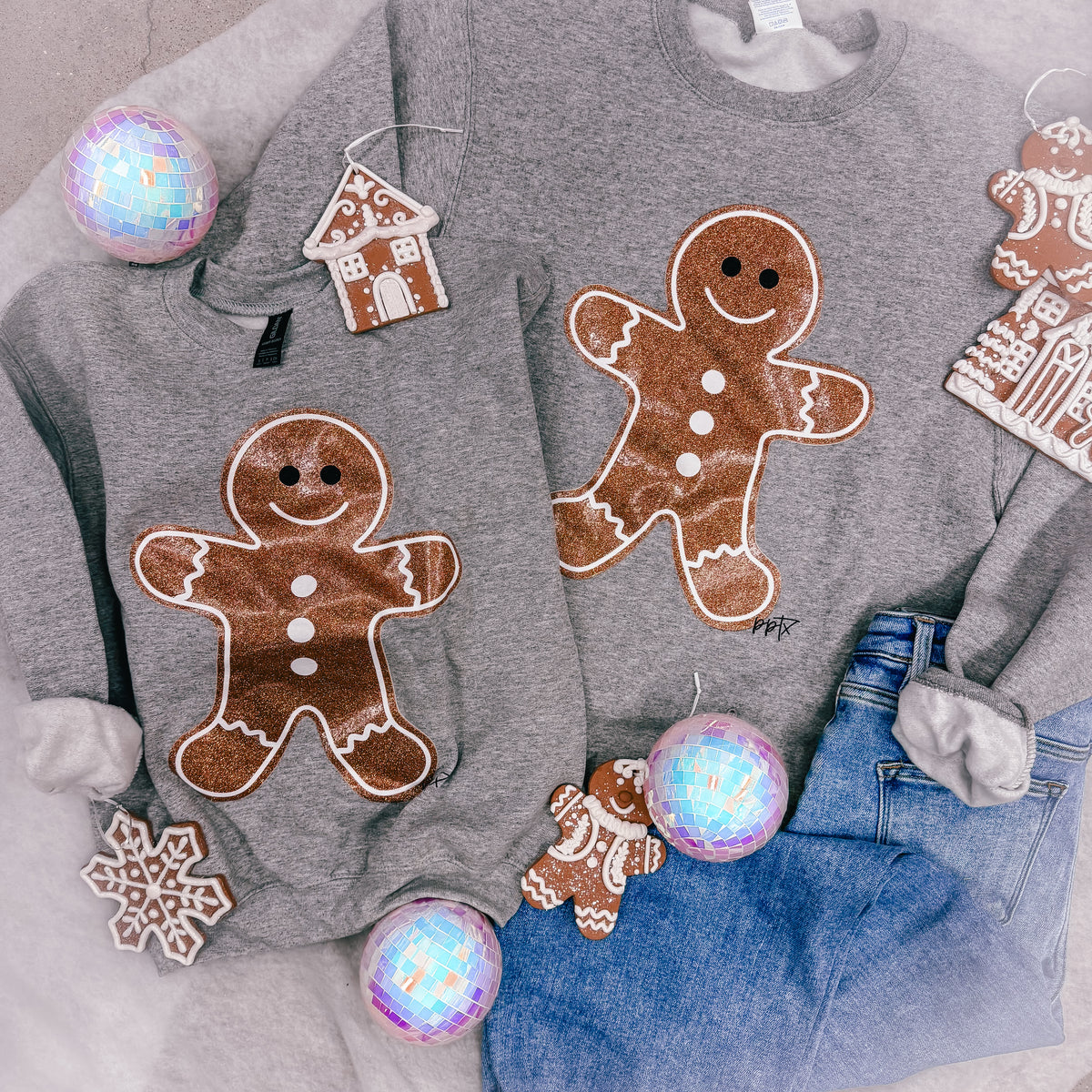 YOUTH Glitter Gingy Crewneck