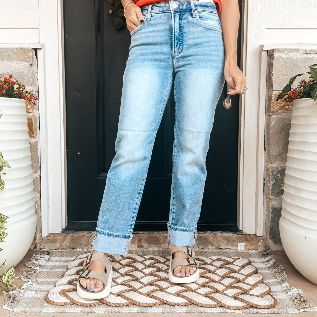 Zara Risen Straight Cuff Jeans