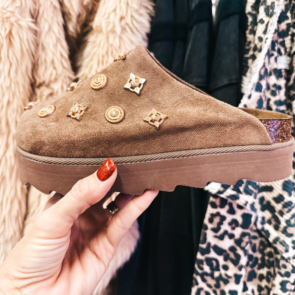 Karlee Classy Clog - TAUPE