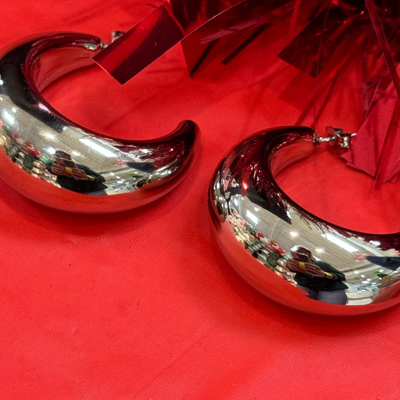 Blake Hoops-Silver